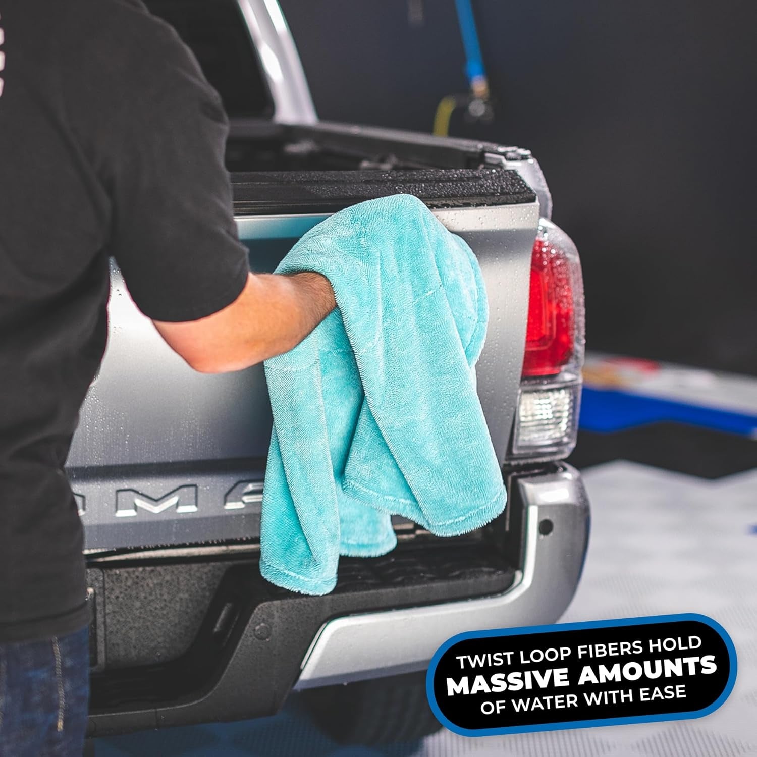 , the Liquid8R, Absorbent 70/30 Blend Microfiber Drying Towel for Cars, Trucks, and Suvs, Safe for Detailing, Scratch-Free, Twist Loop, 1100 GSM, 25X36 Inches, Aqua Blue
